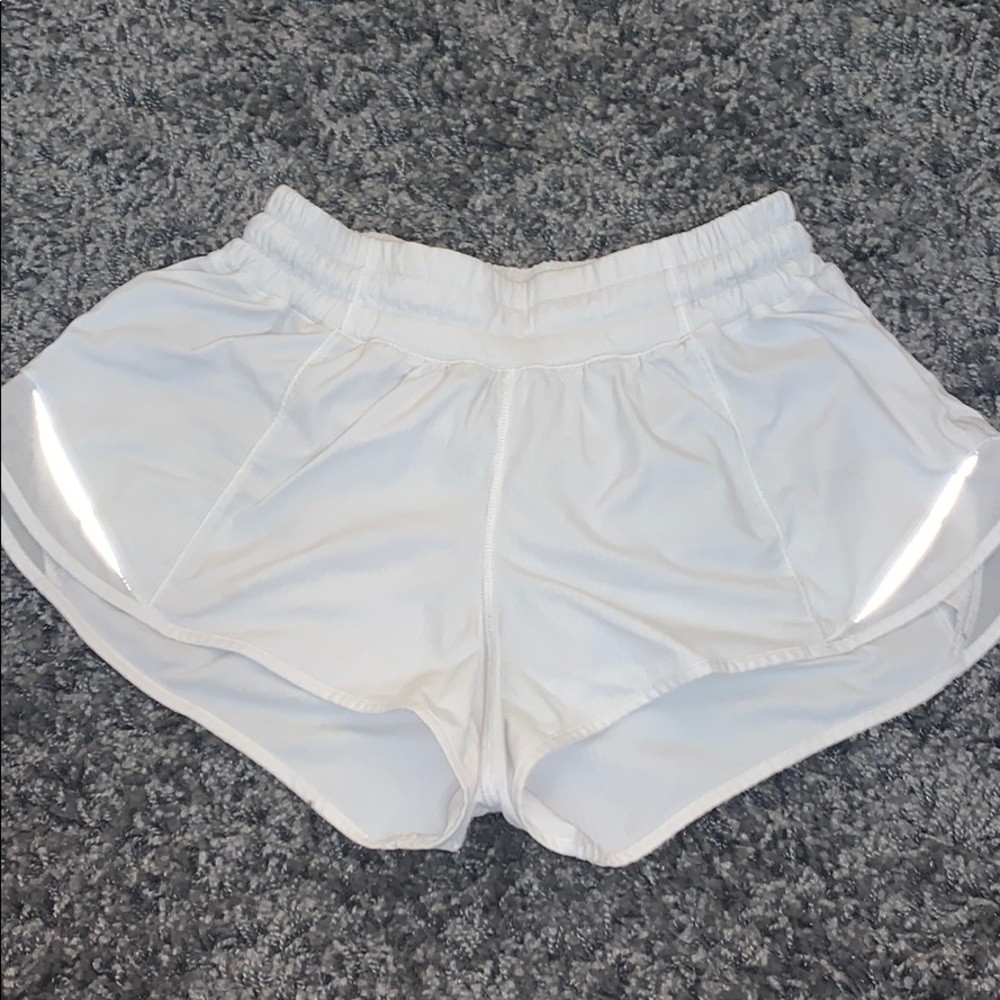 Hottest Hot lululemon shorts white
